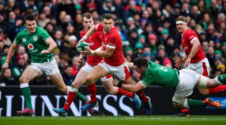 Dan Biggar ayuda a Gales a jugar contra Francia